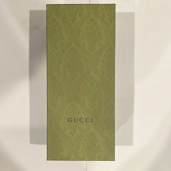 Brand new Gucci slides with box - Picture 6 of 6